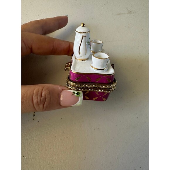 New Siu Ming Pink Tea Cup Porcelain Jewelry Keepsake Hinged Trinket Box - Picture 4 of 7